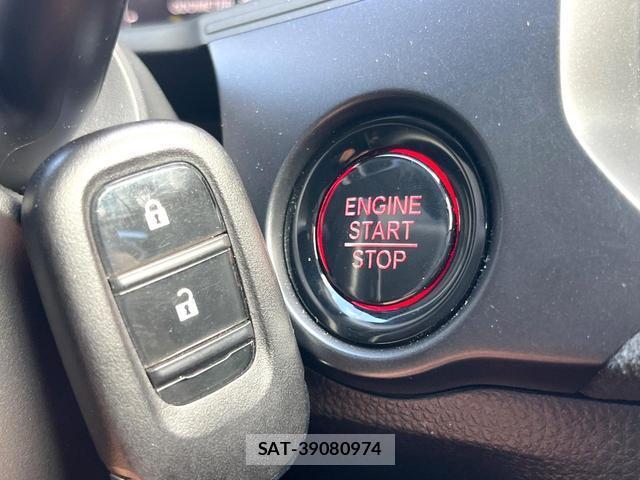 Honda CIVIC 2025-02 8814749-6