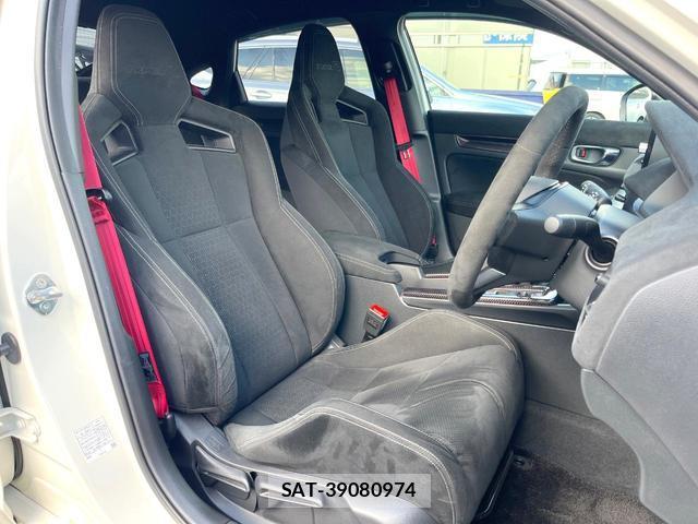 Honda CIVIC 2025-02 8814749-7