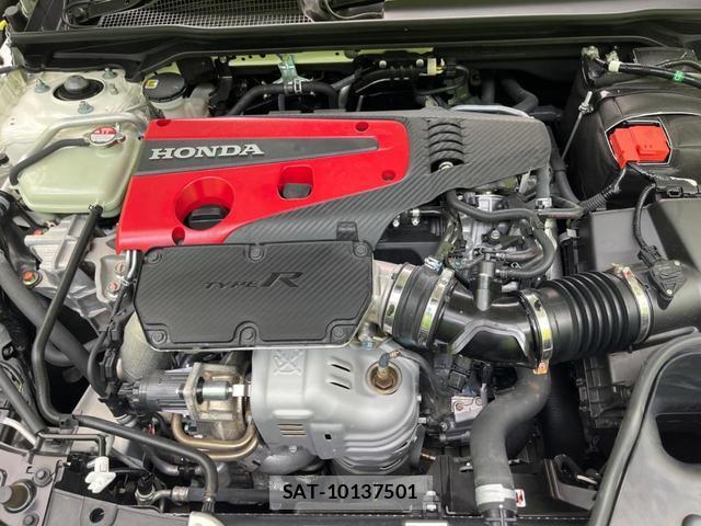 Honda CIVIC 2025-06 8814759-17