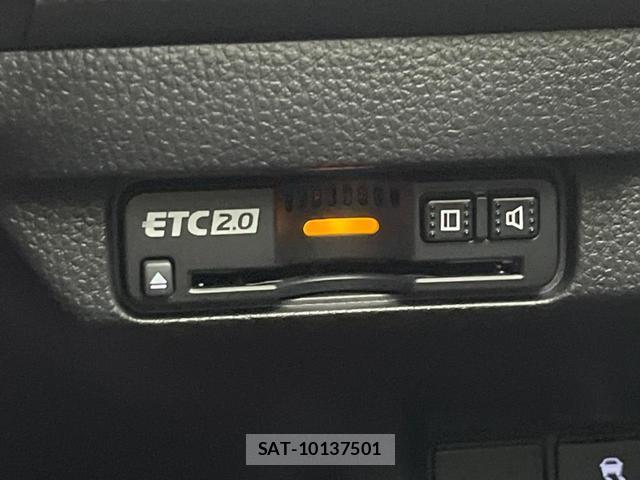 Honda CIVIC 2025-06 8814759-6