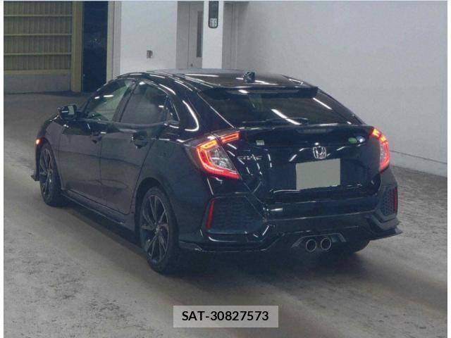 Honda CIVIC 2018-06 8815622-1