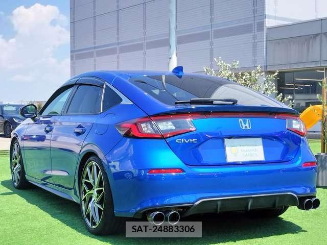 Honda CIVIC 2021-10 8815737-3