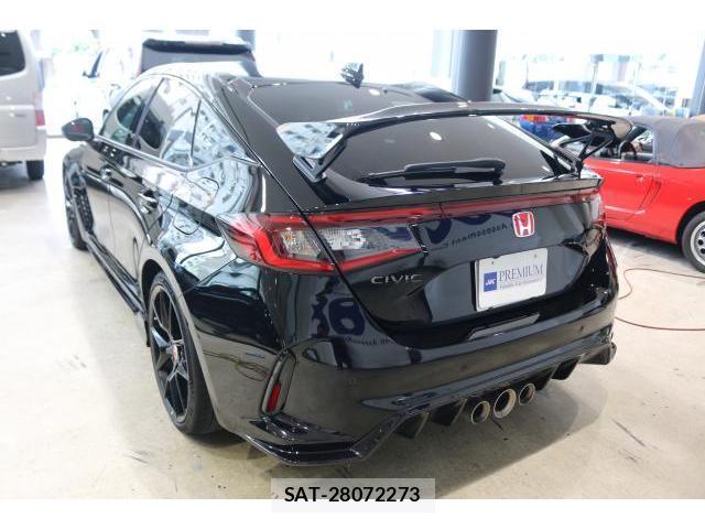 Honda CIVIC 2025-08 8817299-11