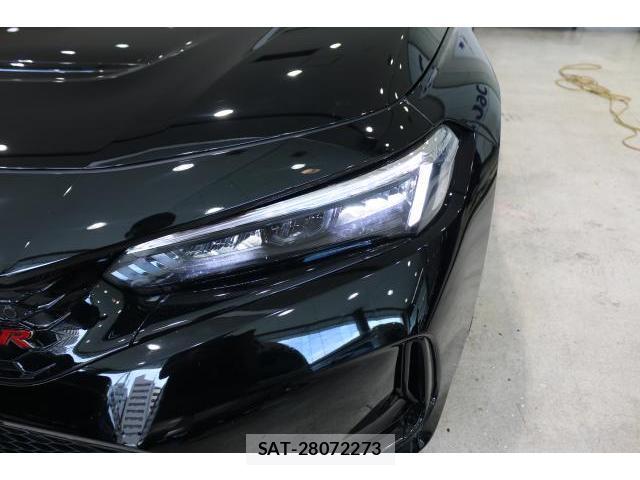 Honda CIVIC 2025-08 8817299-14