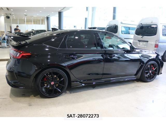 Honda CIVIC 2025-08 8817299-3