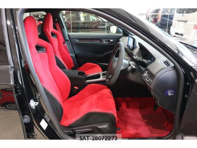 Honda CIVIC 2025-08 8817299-5