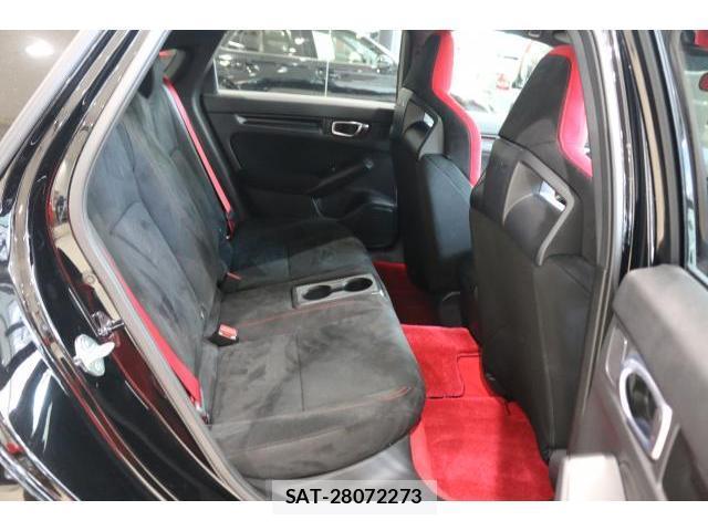 Honda CIVIC 2025-08 8817299-6