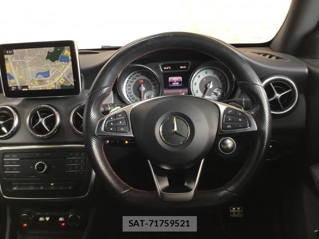 Mercedes Benz CLA-CLASS 2016-04 8817056-8