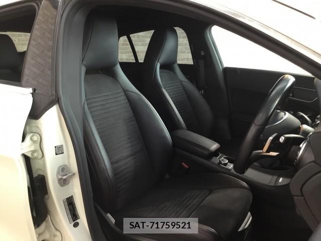 Mercedes Benz CLA-CLASS 2016-04 8817056-9