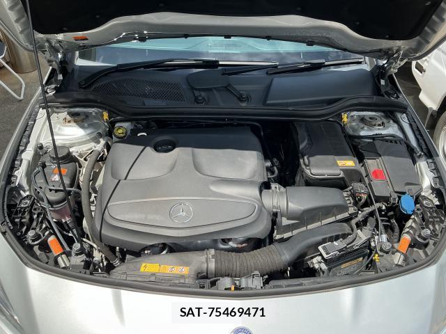 Mercedes Benz CLA-CLASS 2015-06 8817085-7