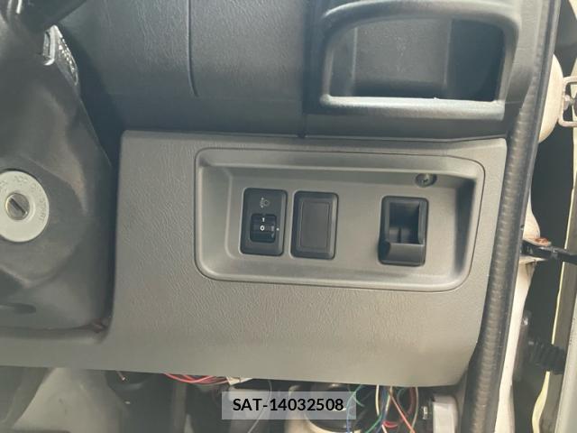 Nissan CLIPPER VAN 2011-02 8813897-14