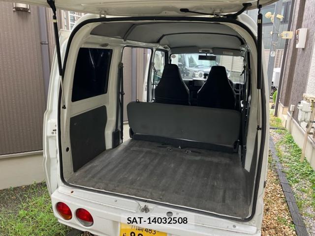 Nissan CLIPPER VAN 2011-02 8813897-4
