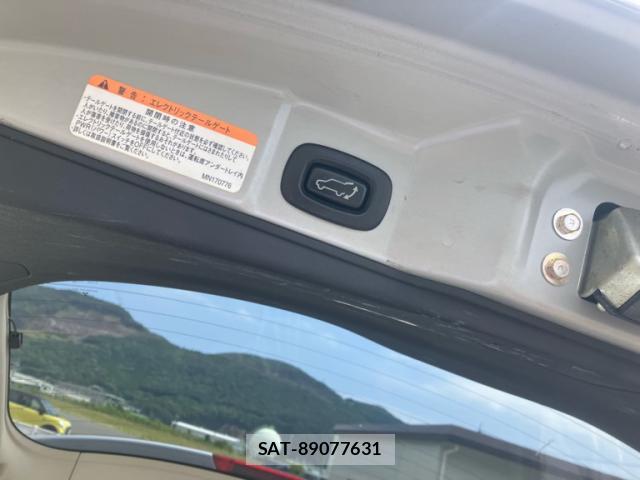 Mitsubishi COLT 2009-09 8813571-15