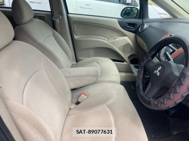 Mitsubishi COLT 2009-09 8813571-4