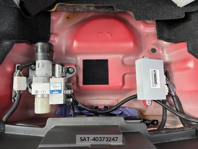 Daihatsu COPEN 2007-09 8815584-19