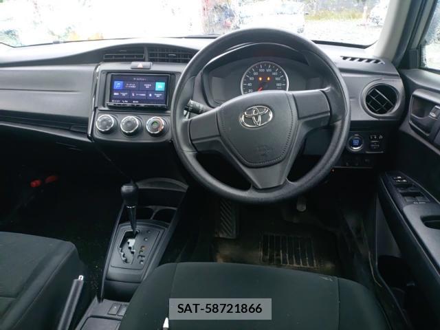 Toyota COROLLA AXIO 2021-09 8813766-2