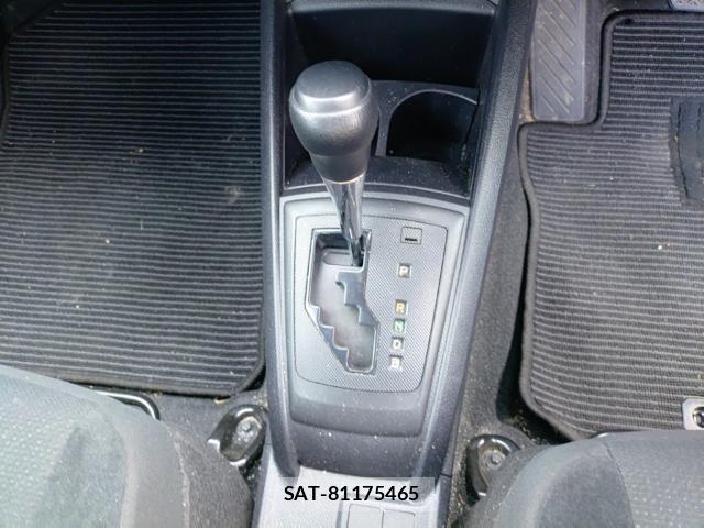 Toyota COROLLA AXIO 2019-09 8813772-11