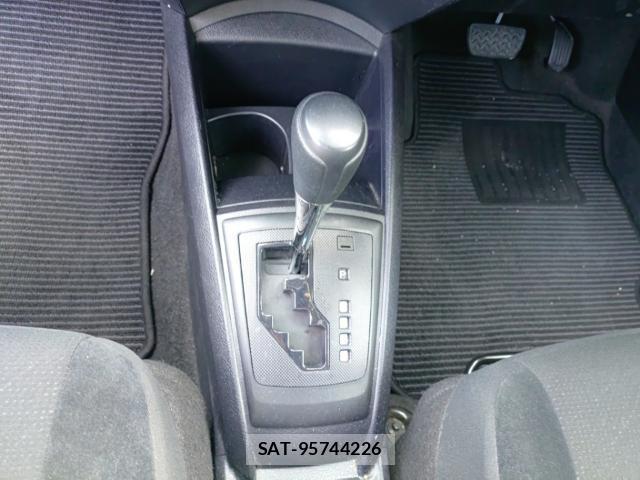 Toyota COROLLA AXIO 2019-09 8813775-11