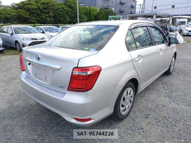 Toyota COROLLA AXIO 2019-09 8813775-4