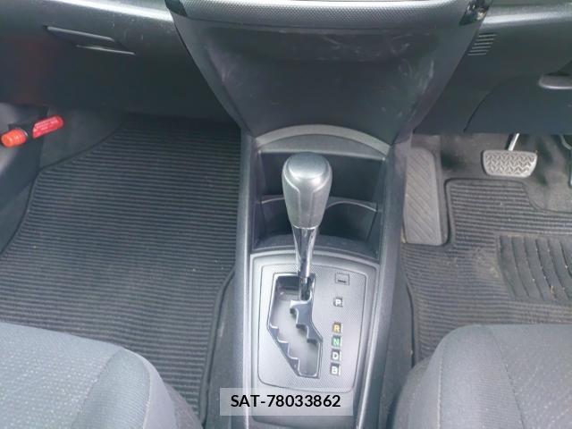 Toyota COROLLA AXIO 2021-09 8813776-11