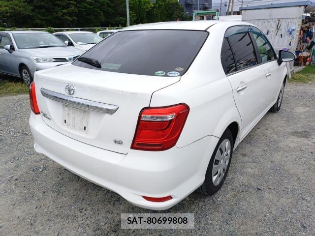 Toyota COROLLA AXIO 2016-08 8813782-4