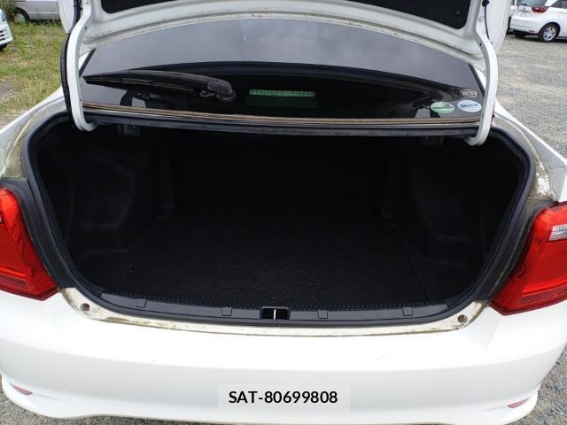 Toyota COROLLA AXIO 2016-08 8813782-7