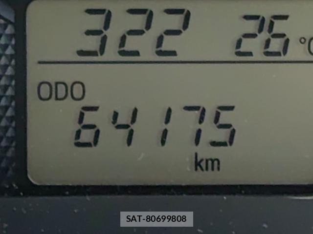 Toyota COROLLA AXIO 2016-08 8813782-9