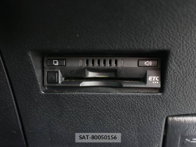 Toyota COROLLA AXIO 2018-03 8814803-16