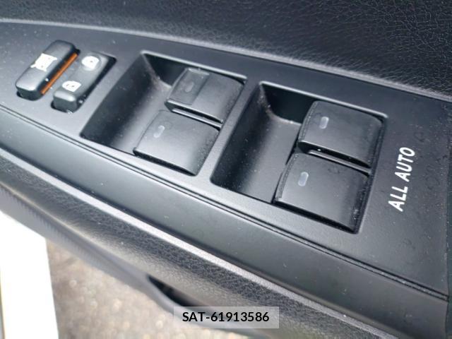 Toyota COROLLA AXIO 2021-09 8815317-13