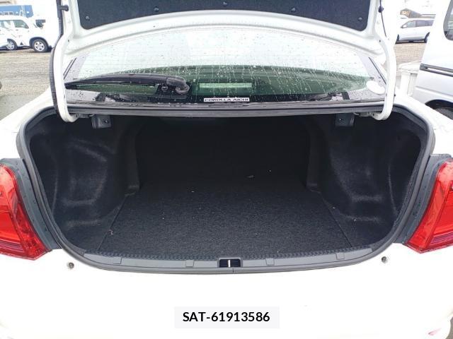Toyota COROLLA AXIO 2021-09 8815317-7