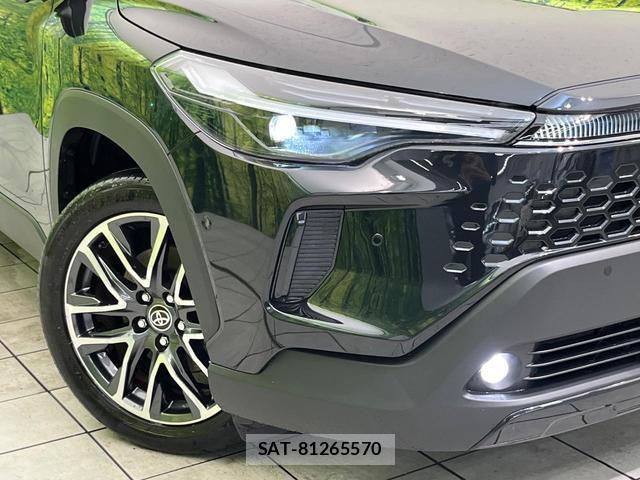Toyota COROLLA CROSS 2025-11 8812080-12