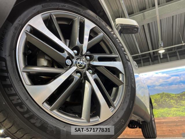 Toyota COROLLA CROSS 2024-02 8812957-13