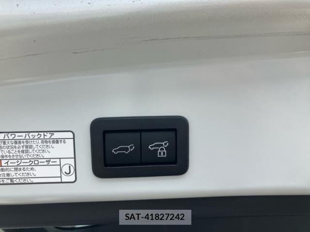 Toyota COROLLA CROSS 2023-06 8813885-11