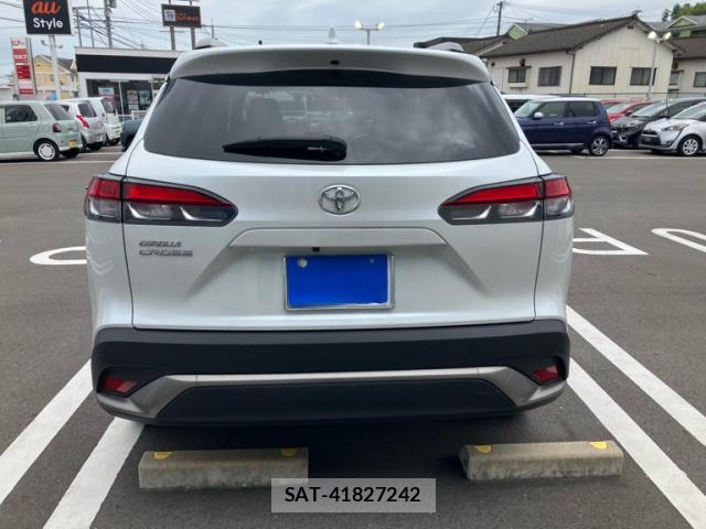 Toyota COROLLA CROSS 2023-06 8813885-12