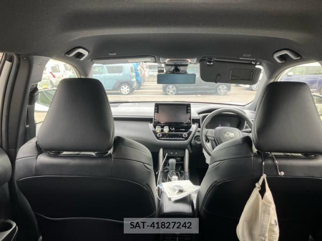Toyota COROLLA CROSS 2023-06 8813885-14