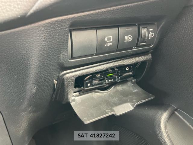 Toyota COROLLA CROSS 2023-06 8813885-19