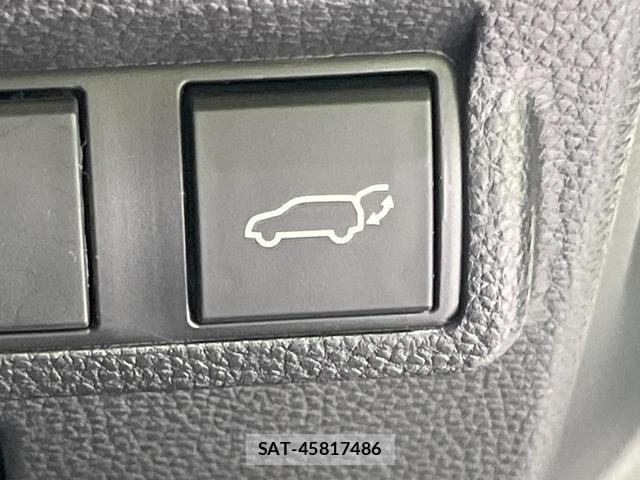 Toyota COROLLA CROSS 2024-03 8814019-2