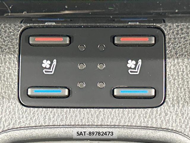 Toyota COROLLA CROSS 2026-02 8814111-5