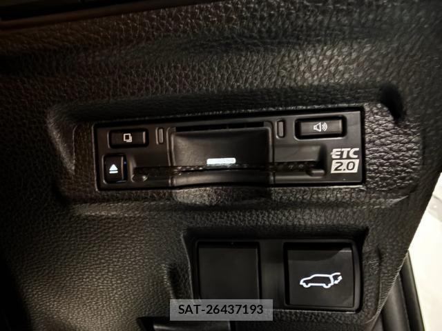 Toyota COROLLA CROSS 2025-02 8814660-13