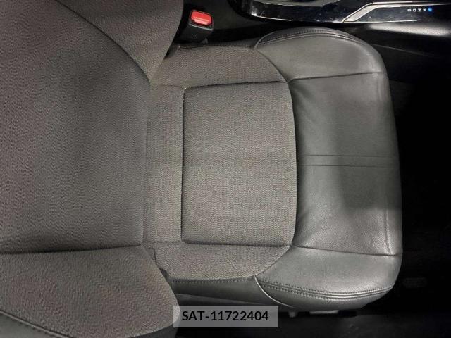 Toyota COROLLA CROSS 2023-04 8816111-9