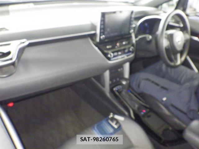 Toyota COROLLA CROSS 2023-03 8816573-2