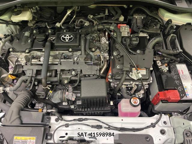 Toyota COROLLA CROSS 2024-09 8817513-17