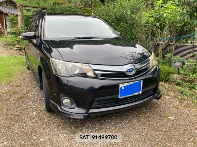 Toyota COROLLA FIELDER 2014-03 8813289-1
