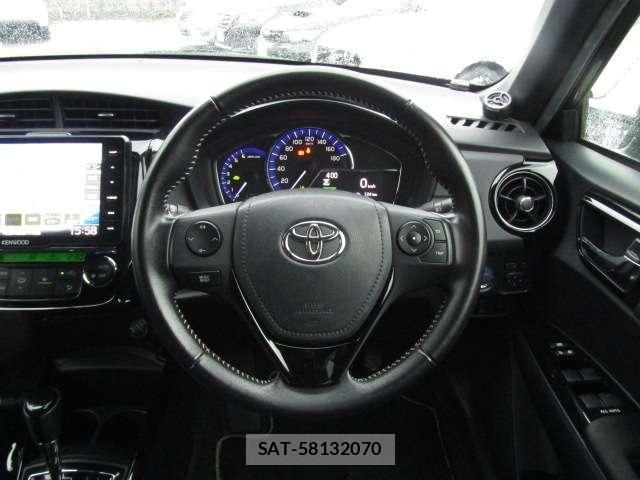 Toyota COROLLA FIELDER 2015-08 8816960-2