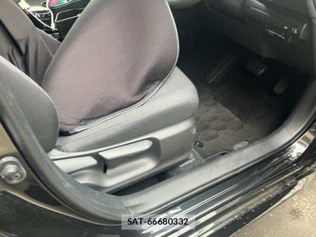 Toyota COROLLA TOURING 2022-02 8812990-19