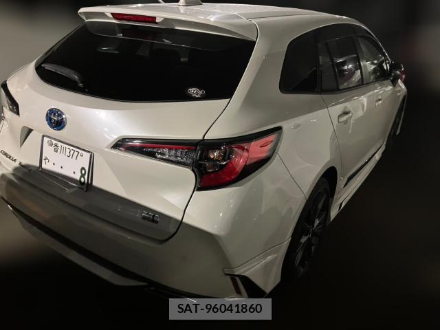 Toyota COROLLA TOURING 2019-12 8814831-3