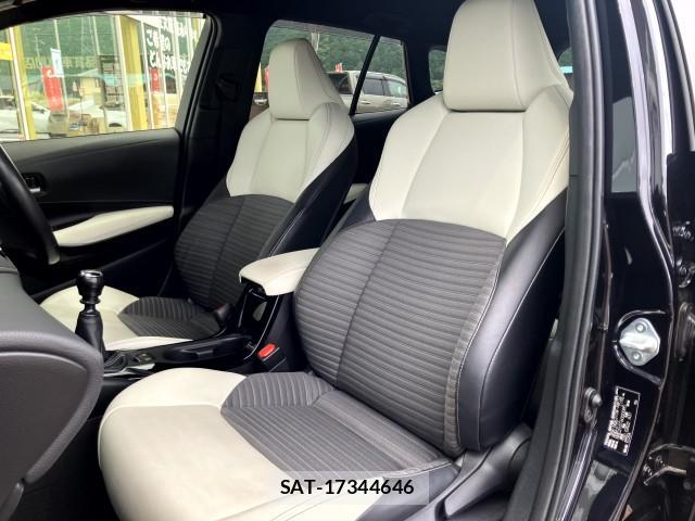 Toyota COROLLA TOURING 2019-09 8815816-17