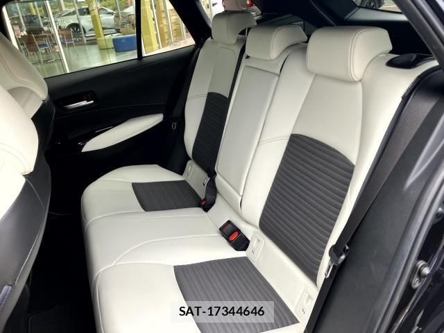 Toyota COROLLA TOURING 2019-09 8815816-18