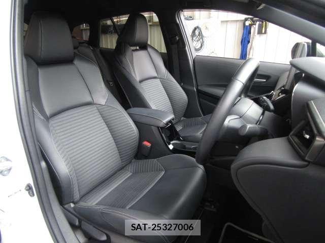 Toyota COROLLA TOURING 2022-10 8816962-3