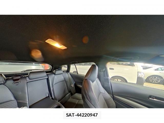 Toyota COROLLA TOURING 2022-12 8817322-4